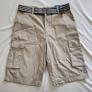 NWT Men's Waist 30 Cargo Shorts, Classic Fit, R. Society